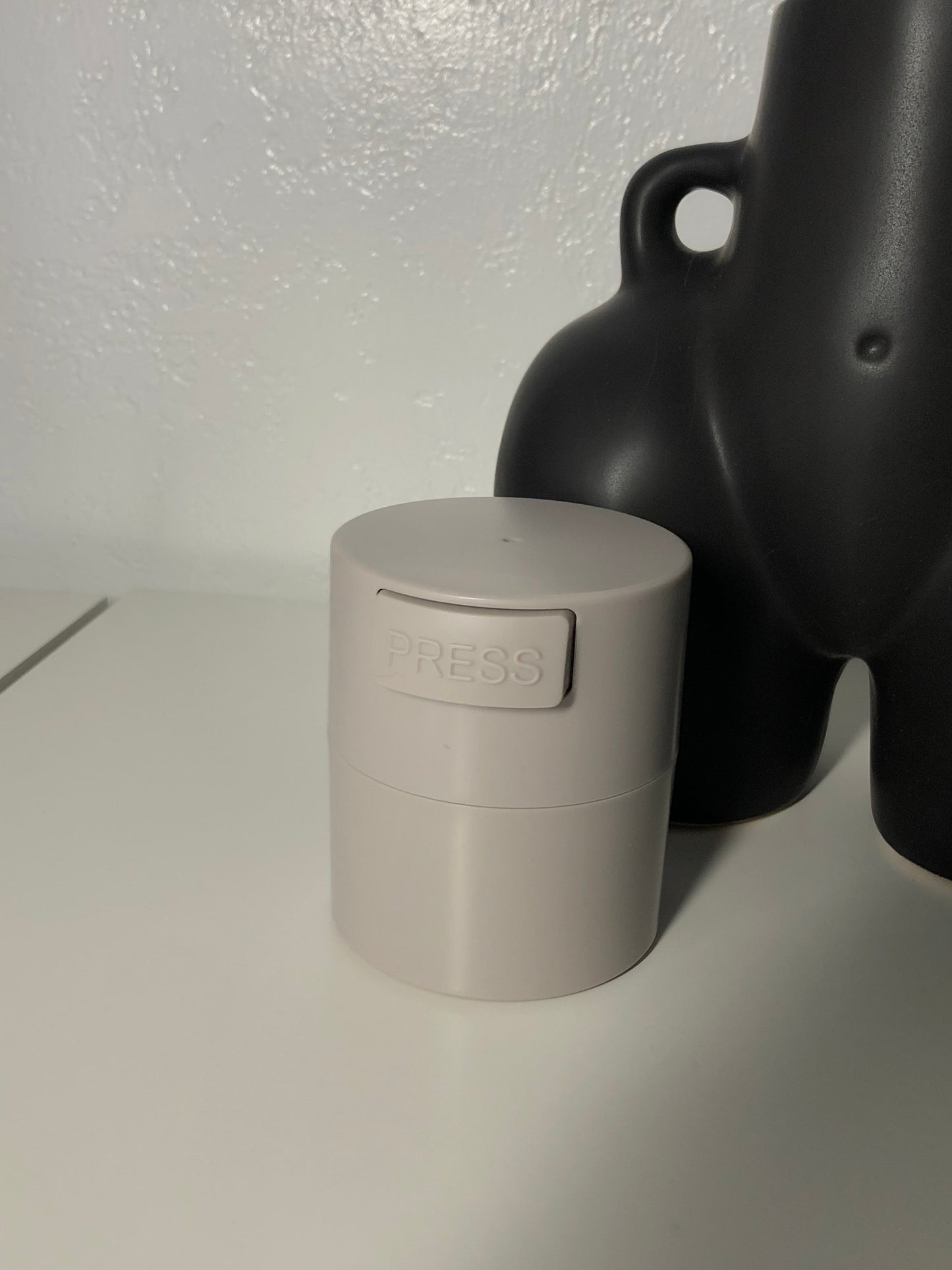 GRAY Glue Container